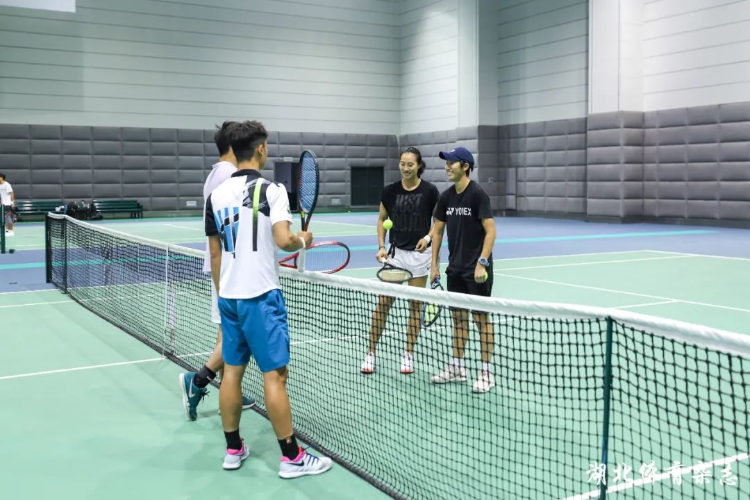 更是一份沉 更是一份沉