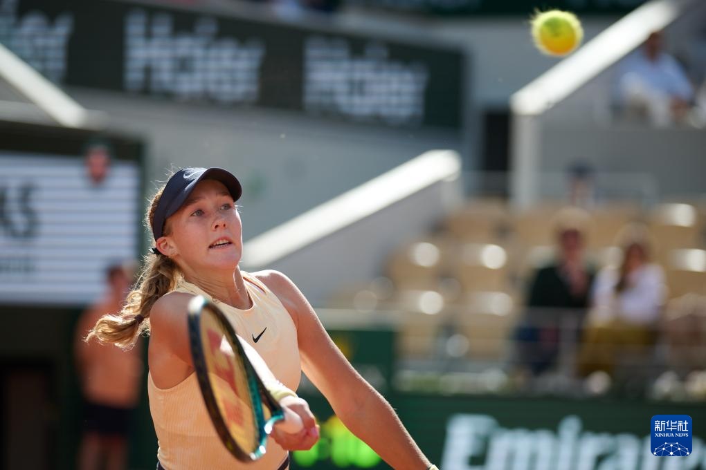 只有坚持不 只有坚持不