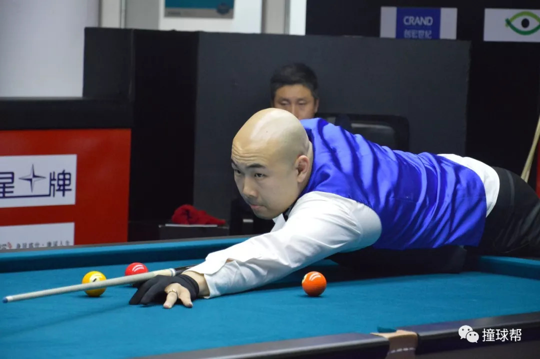 手在场上常 手在场上常