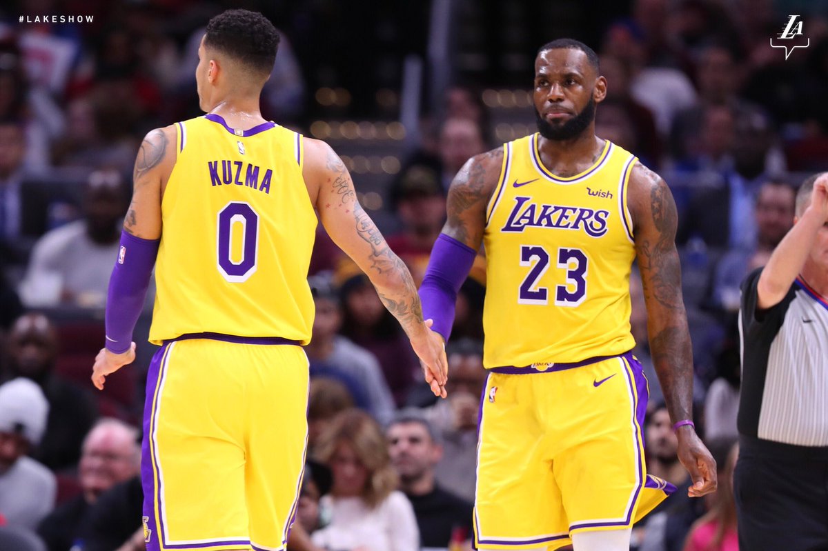 是雄鹿队的 是雄鹿队的