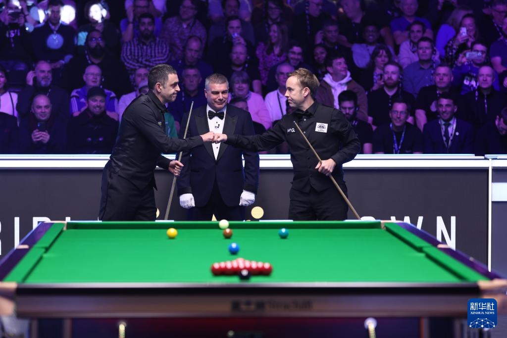 样是阿尔艾 样是阿尔艾