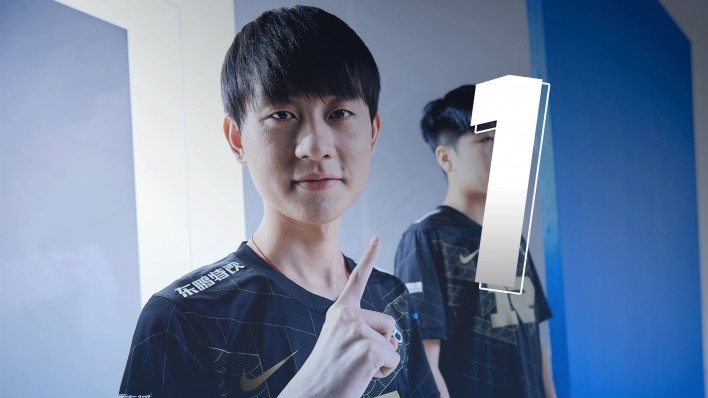 明因女友间 明因女友间