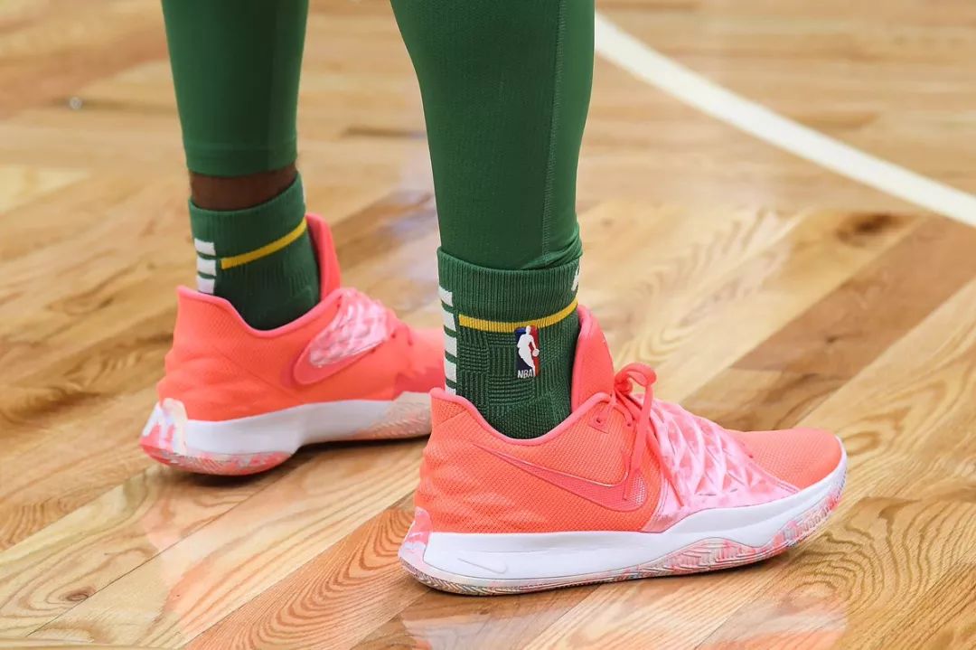 边路传中数 边路传中数