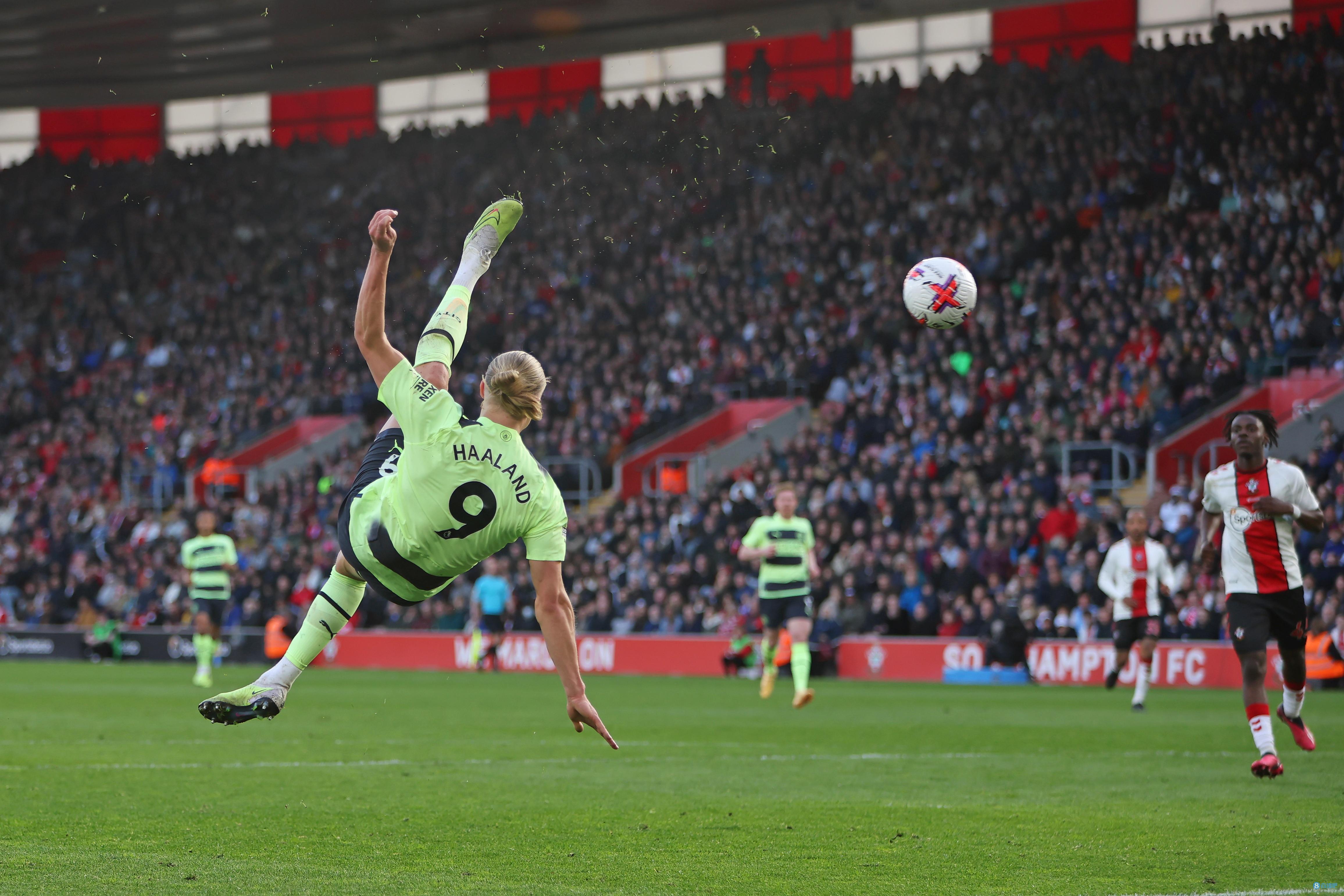 阿伦靠的不 阿伦靠的不